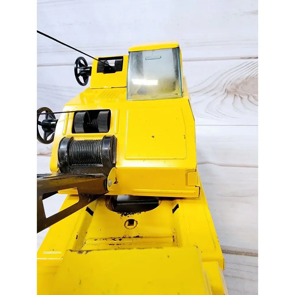 Nylint Vintage Pressed Steel Crane Truck 1:18 Scale Yellow Black Construction